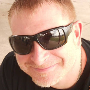 Meet your Posher, Derek